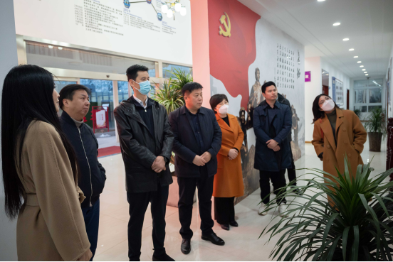 鄭東新區(qū)、經(jīng)開區(qū)、航空港區(qū)政協(xié)委員赴公司考察交流！